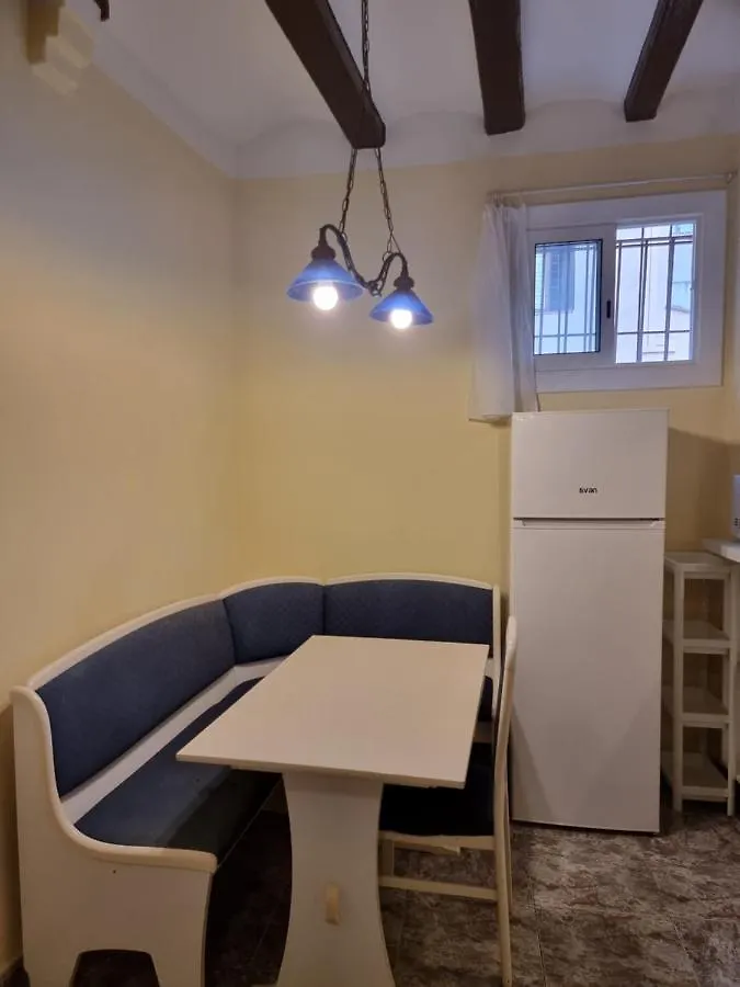 2 Bedrm Bcn Down Ac Wifi 30 Nigths Min Apartment Barcelona Spain